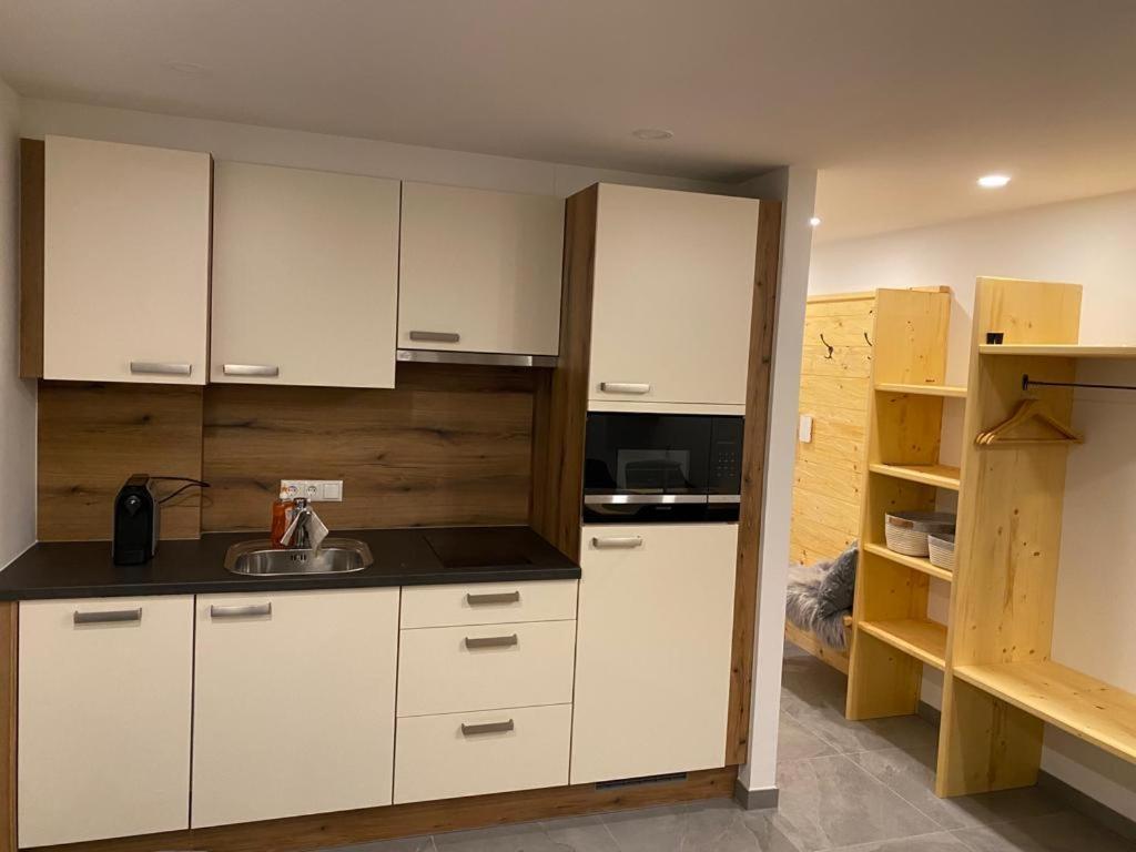קפרון Appartement Celli מראה חיצוני תמונה
